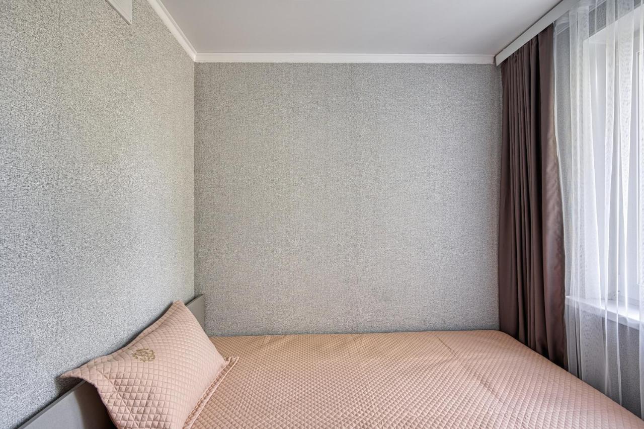 Апарт 33 Apartment Almaty Exterior photo